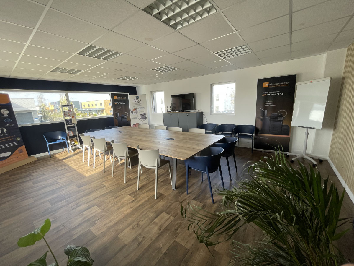 Nouveau look pour notre salle de réunion !