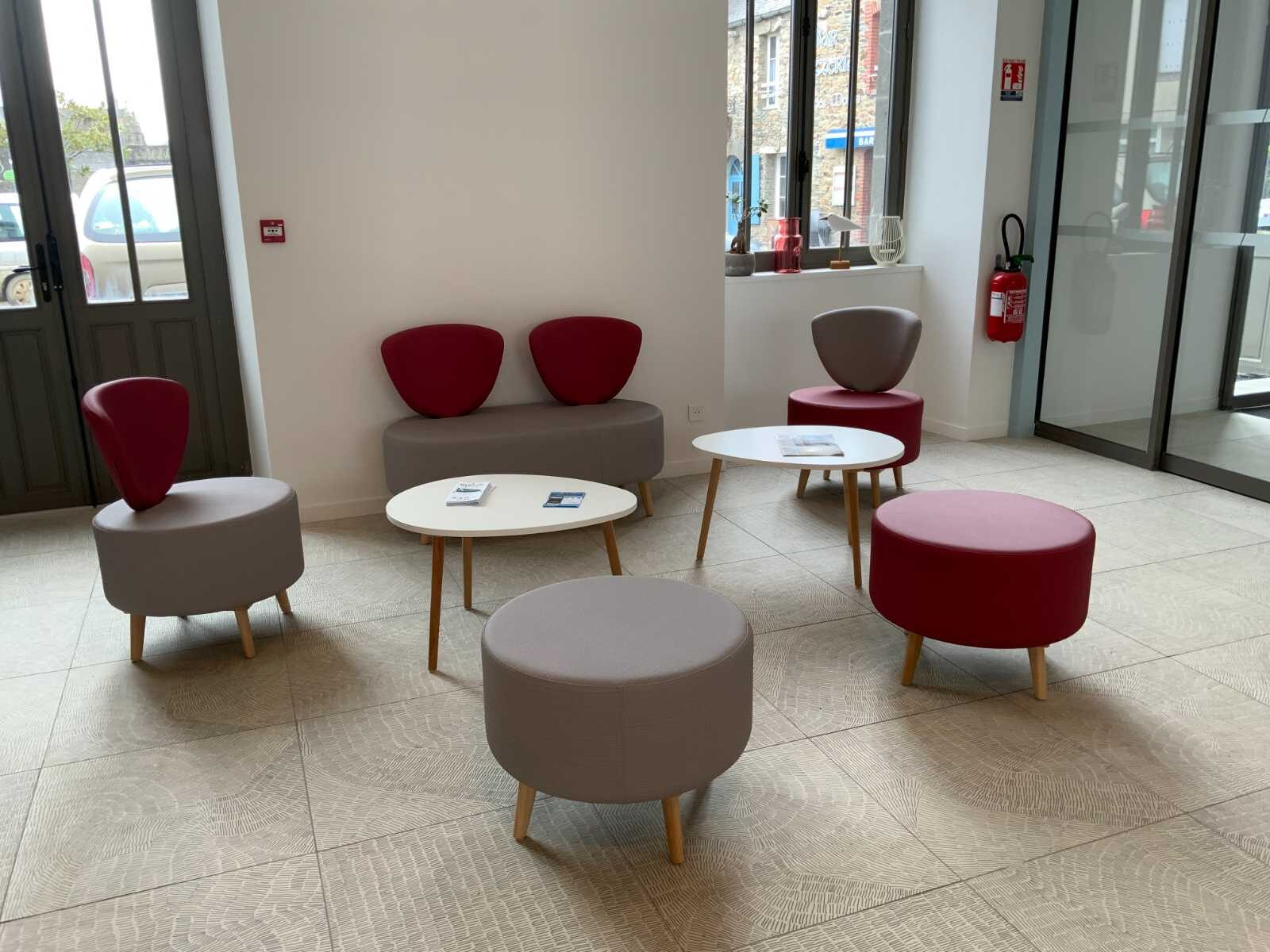 Assises et tables basses