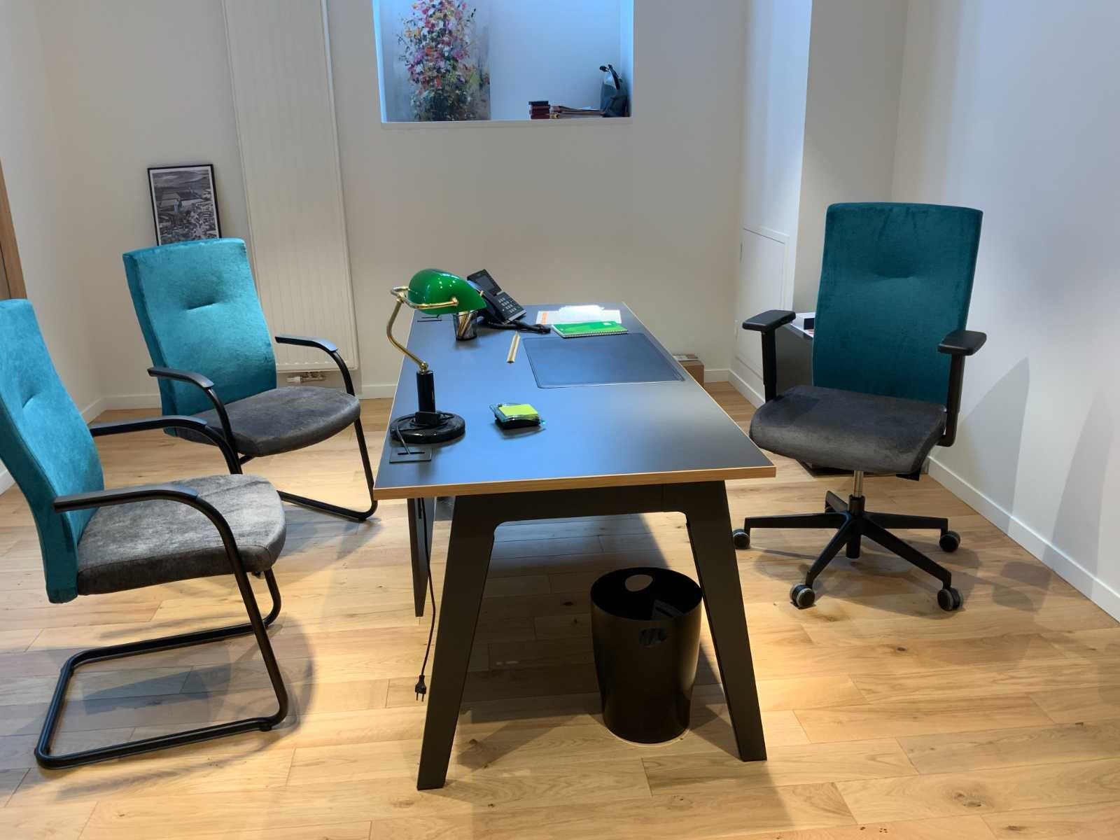 Aménagement d'un bureau à la mairie de Sizun