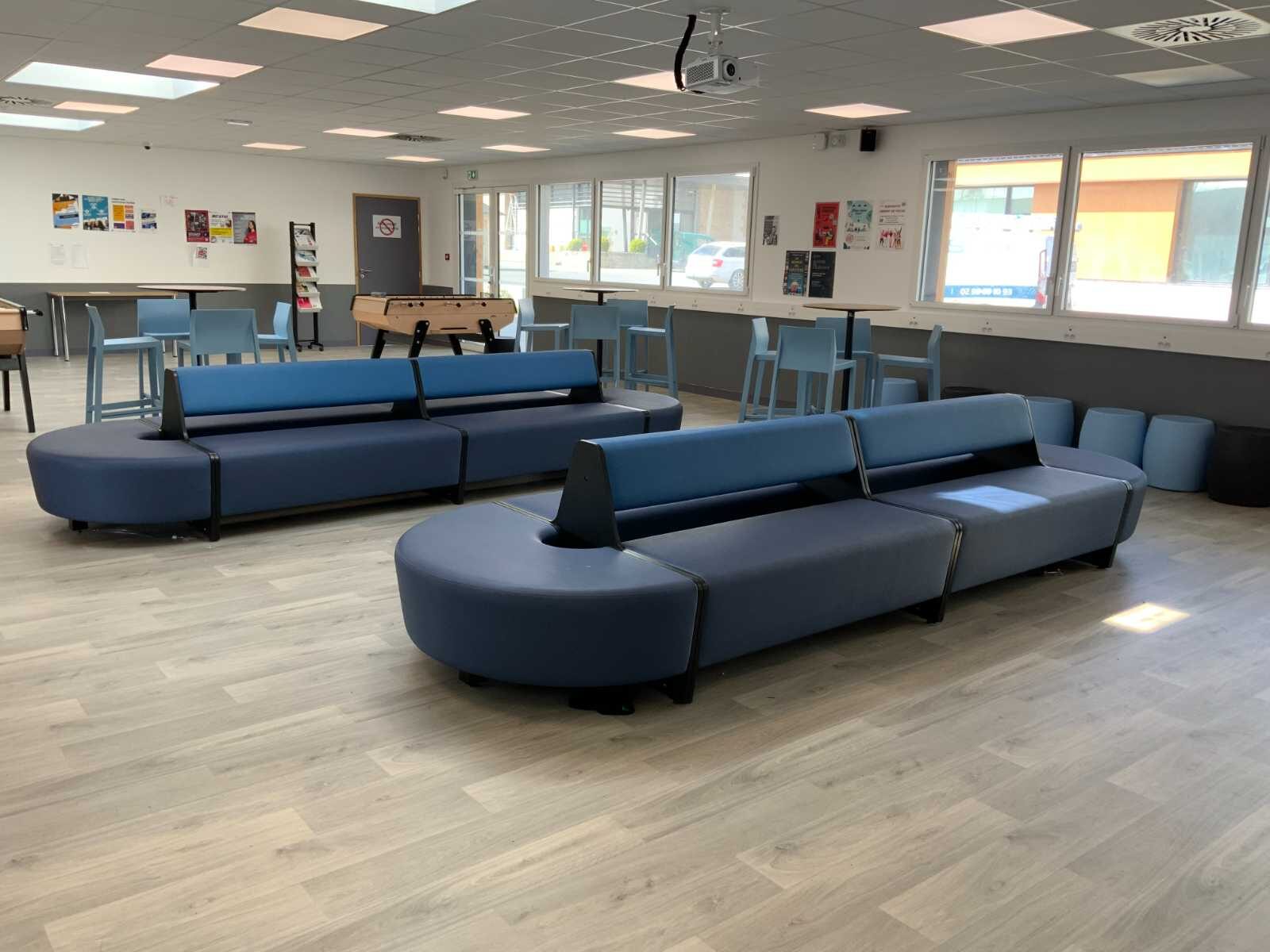 Aménagement du foyer du collège-lycée de Lesneven — vue 5