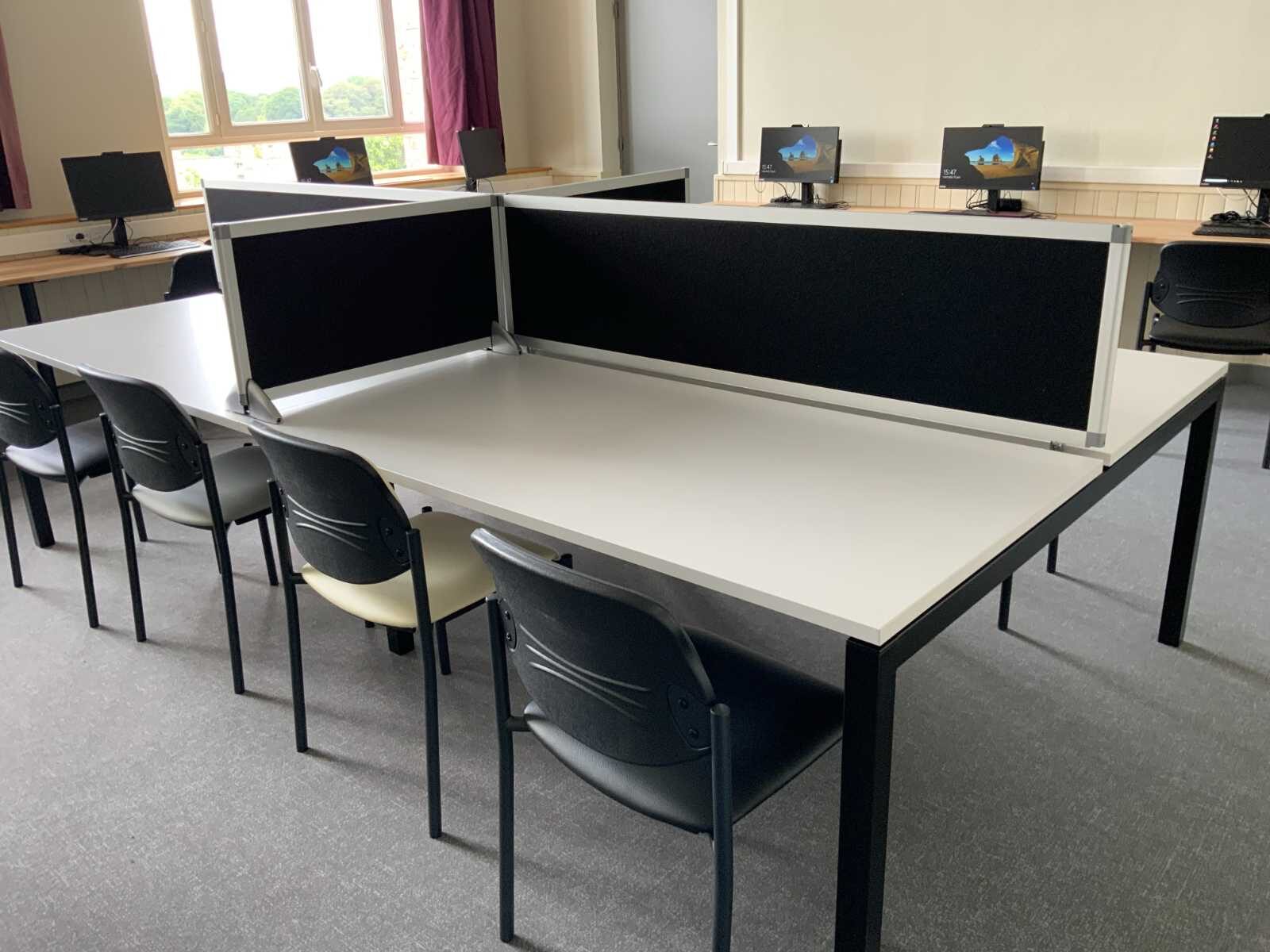 Aménagement d'une salle d'étude au collège de Quintin