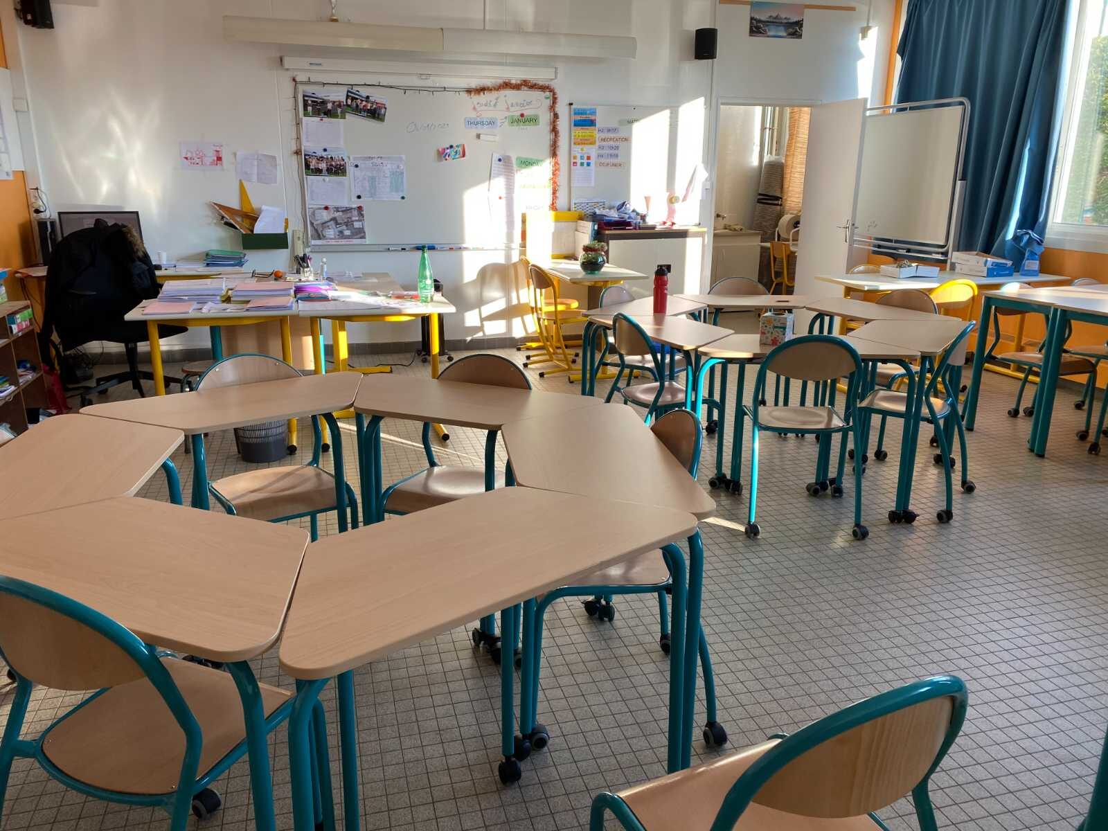 Salle de classe colorée pour une école primaire à Saint-Renan