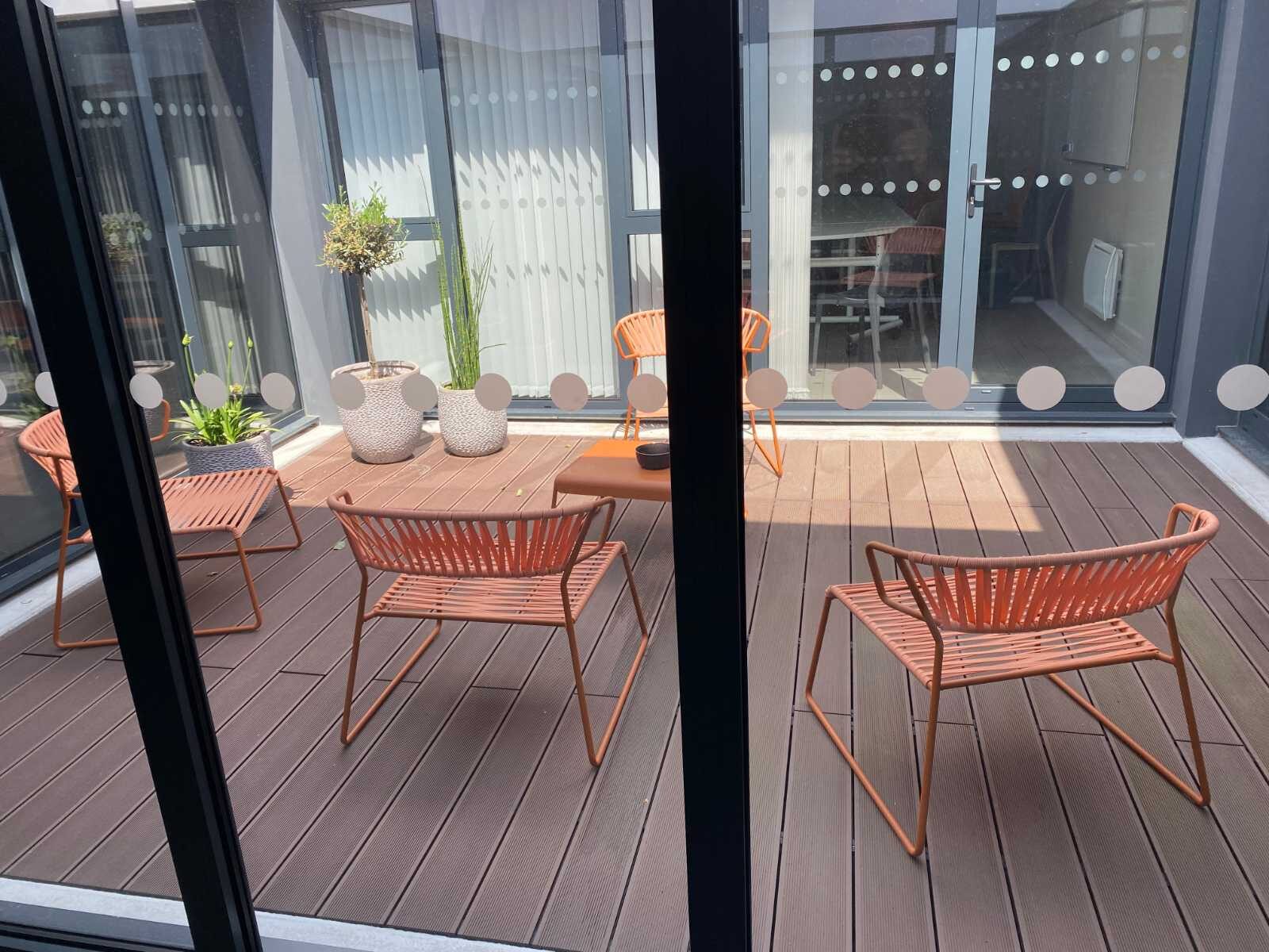 Terrasse détente sur platelage bois