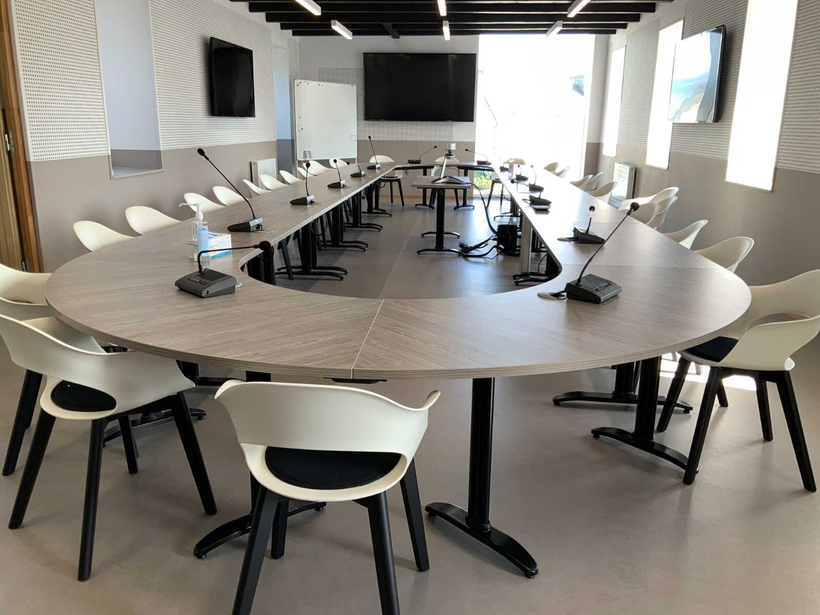 Salle de conseil municipal à Locmaria-Plouzané