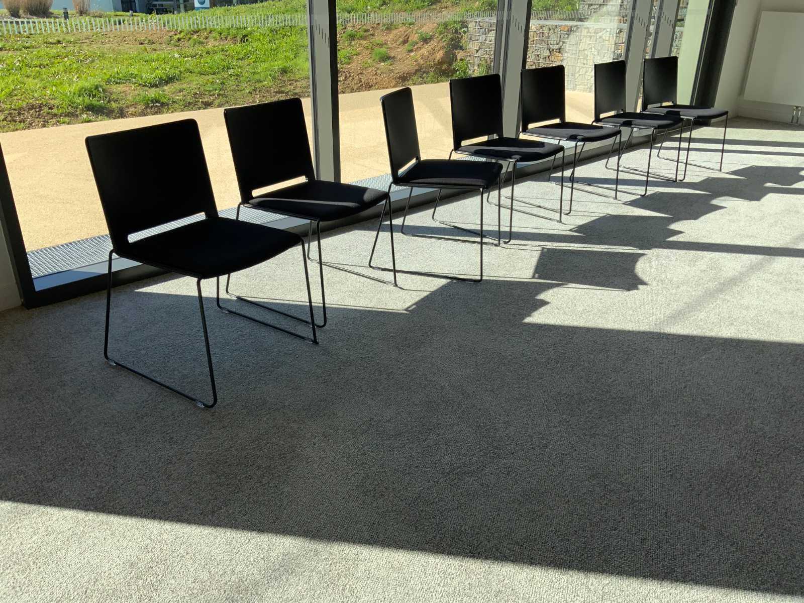 Salle de réunion modulable d'une université à Morlaix