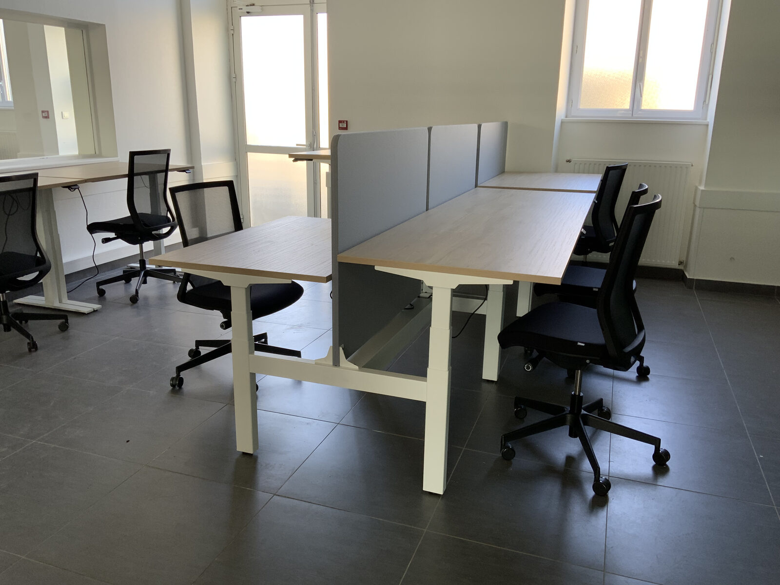 Salle informatique et espace de travail au collège-lycée de Lesneven — vue 4
