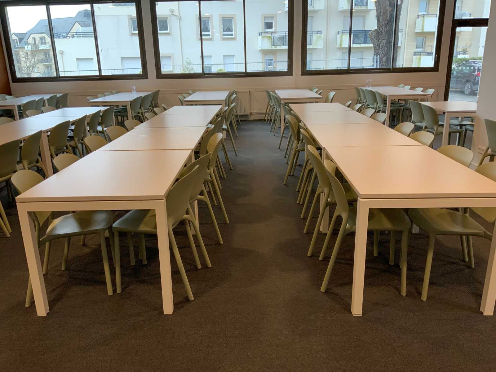 Restaurant universitaire et espace café à Lorient — vue 4