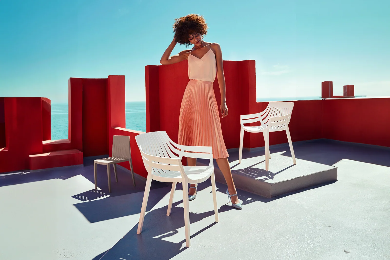 Chaise Spritz avec accoudoirs, vue 3